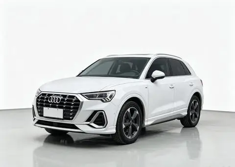 Audi Q3 2023 — фото 1