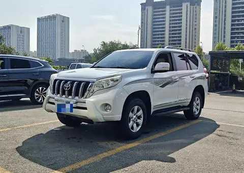 Toyota Prado 2015