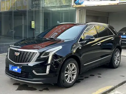 Cadillac XT5 2022 — фото 1