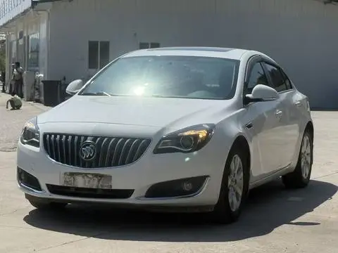 Buick Regal 2015 — фото 1