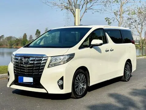 Toyota 埃尔法 2015