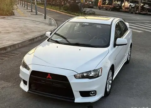 Mitsubishi 翼神 2011