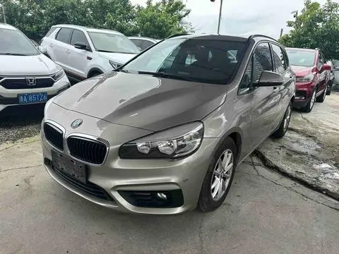 BMW 2 Series 旅行车 2016