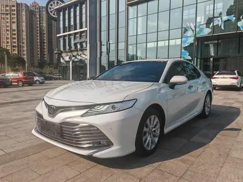 Toyota Camry 2019