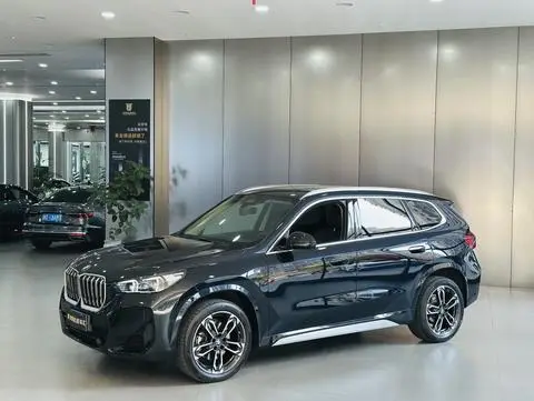 BMW X1 2023 — фото 1