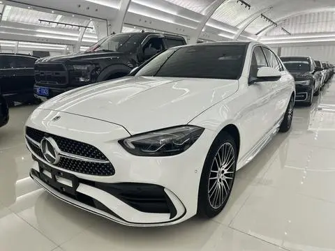 Mercedes-Benz C-Class 2024
