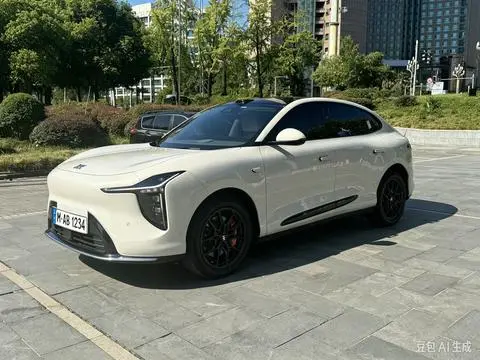 IM Motors 智己LS6 2026