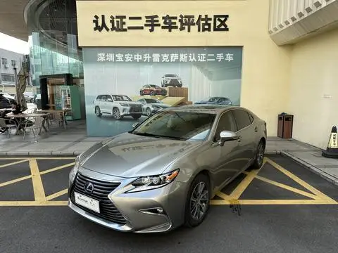 Lexus ES 2015