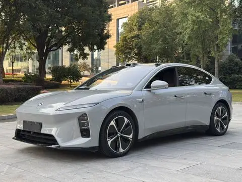 NIO ET5 2025
