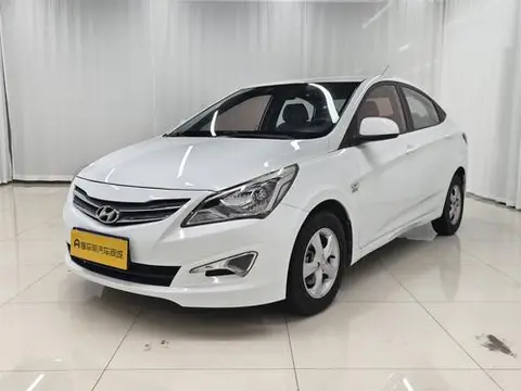 Hyundai 瑞纳 2016
