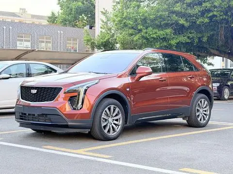 Cadillac XT4 2018 — фото 1