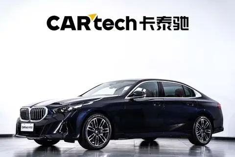BMW 5 Series 2025