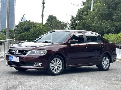 Volkswagen Lavida 2013