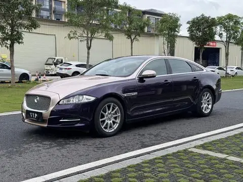 Jaguar XJ 2012