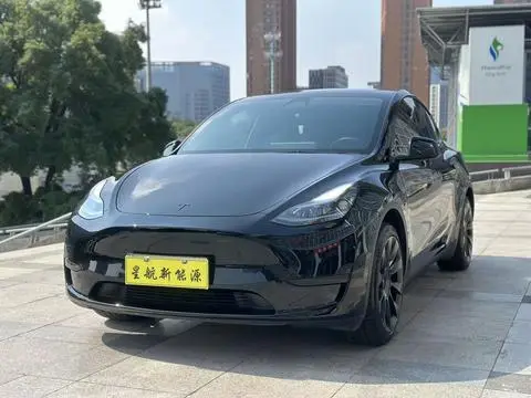 Tesla Model Y 2022 — фото 1