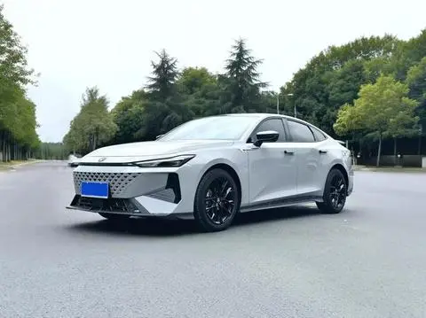 Changan UNI-V 2024
