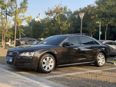 Audi A8 2011