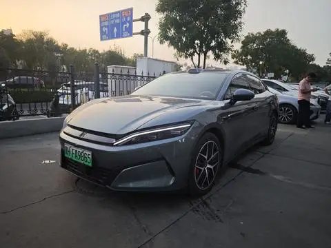 BYD Han L DM 2025