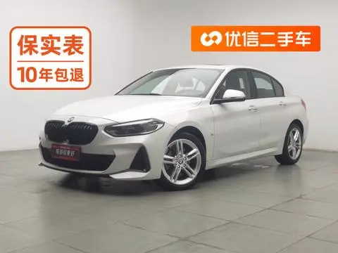 BMW 1 Series 2019 — фото 1