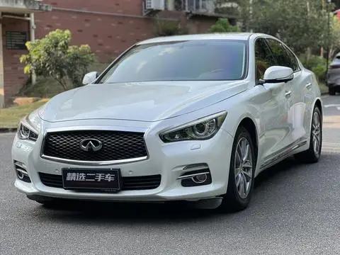 Infiniti Q50L 2016