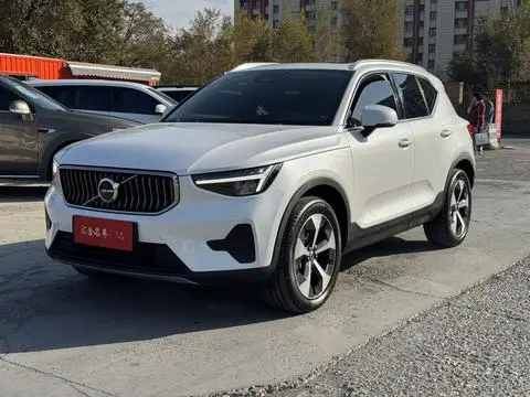Volvo XC40 2023