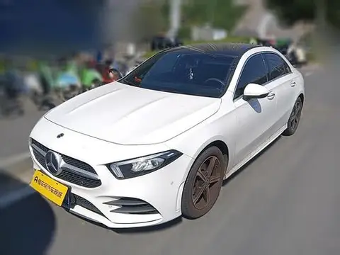 Mercedes-Benz A-Class 2023 — фото 1