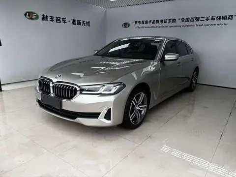BMW 5 Series 2021 — фото 1