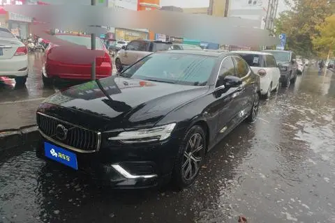 Volvo S60 2026