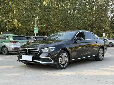 Mercedes-Benz E-Class 2023 — фото 1