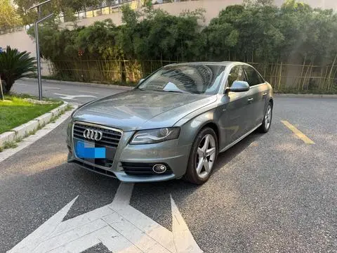 Audi A4L 2011