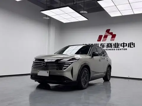 Nissan 探陆 2024