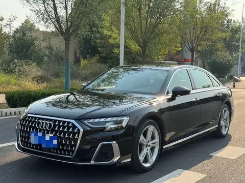 Audi A8 2022