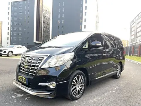 Toyota 埃尔法 2012