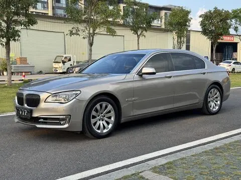 BMW 7 Series 2011
