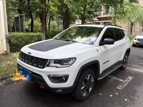 Jeep 指南者 2017