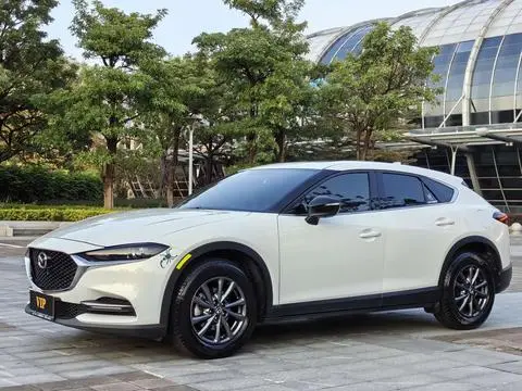 Mazda CX-4 2021 — фото 1