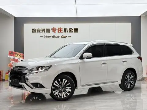 Mitsubishi 欧蓝德 2021