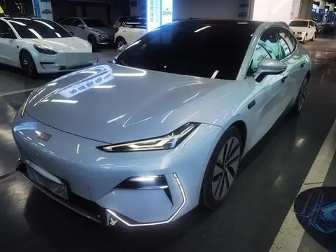 Geely E8 2024