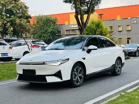 XPeng 小鹏P5 2022