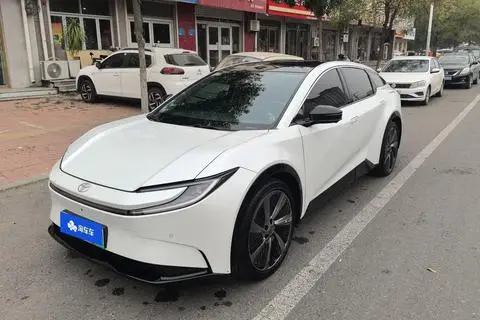 Toyota bZ5 2025