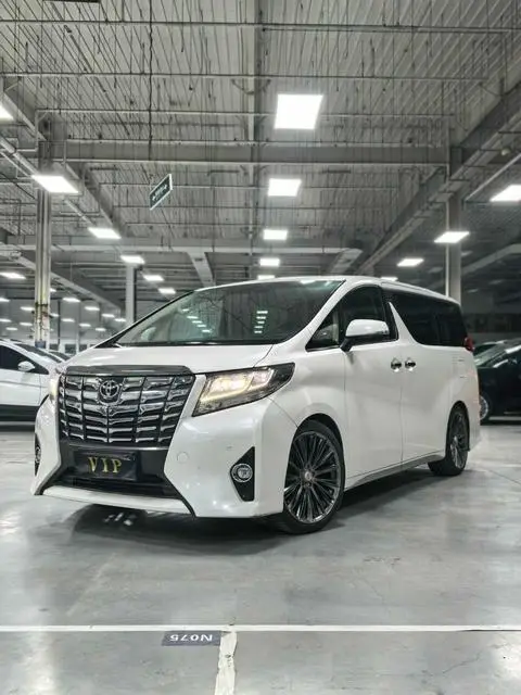 Toyota 埃尔法 2015