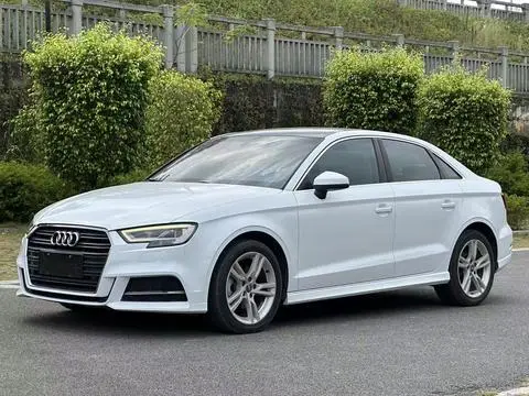 Audi A3 2019 — фото 1