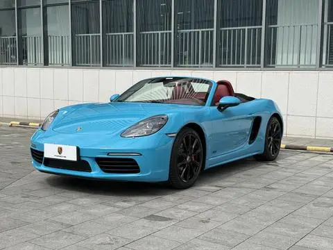 Porsche 718 2016