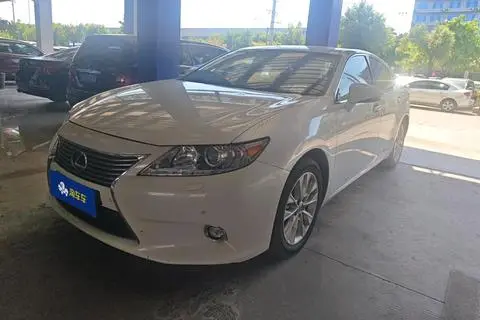 Lexus ES 2013