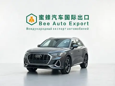 Audi Q3 2023 — фото 1