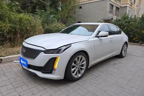 Cadillac CT5 2021 — фото 1