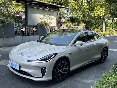 IM Motors 智己L6 2025
