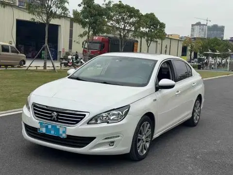 Peugeot 408 2016