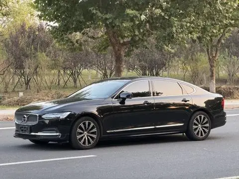 Volvo S90 2022 — фото 1