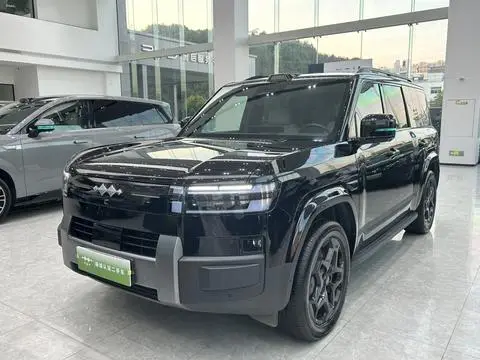 BYD Leopard 钛7 PHEV 2025